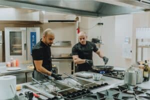 Massimo Milano con Giuseppe Cambiano in cucina Eolian Milazzo Hotel